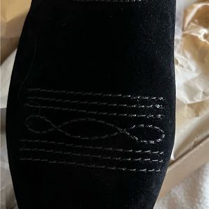 Brand new never worn Lucky Brand suede flat mules size 9